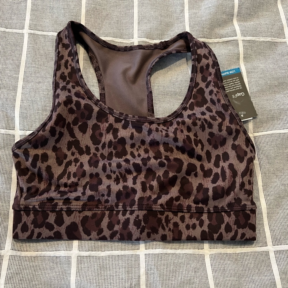 GAP Fit T Back Sports Bra Cheetah Print Size XS NWT